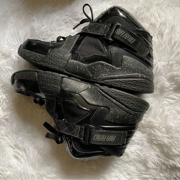 Nike Air Raid Sneakers - Picture 4 of 15